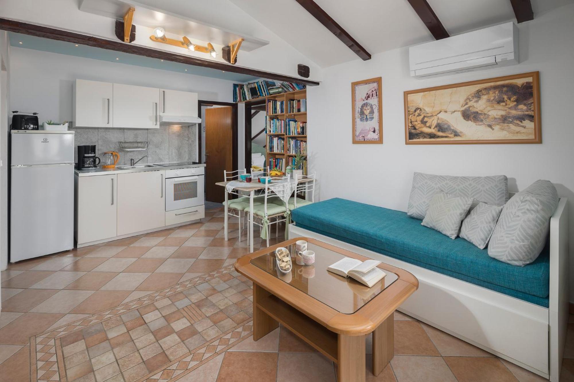 Villa Tina Poreč Buitenkant foto