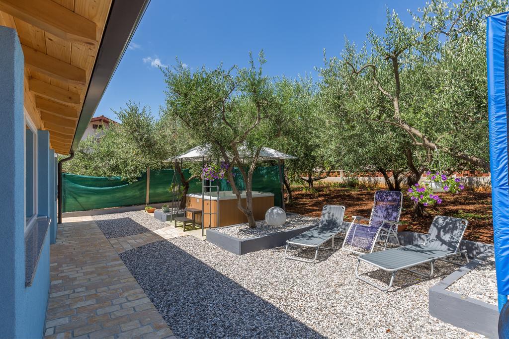 Villa Tina Poreč Buitenkant foto